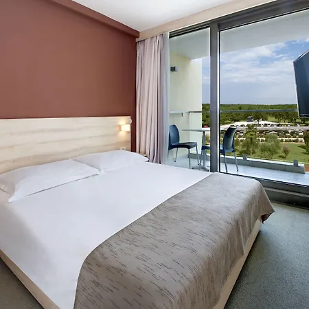 Materada Plava Laguna Szálloda 3*