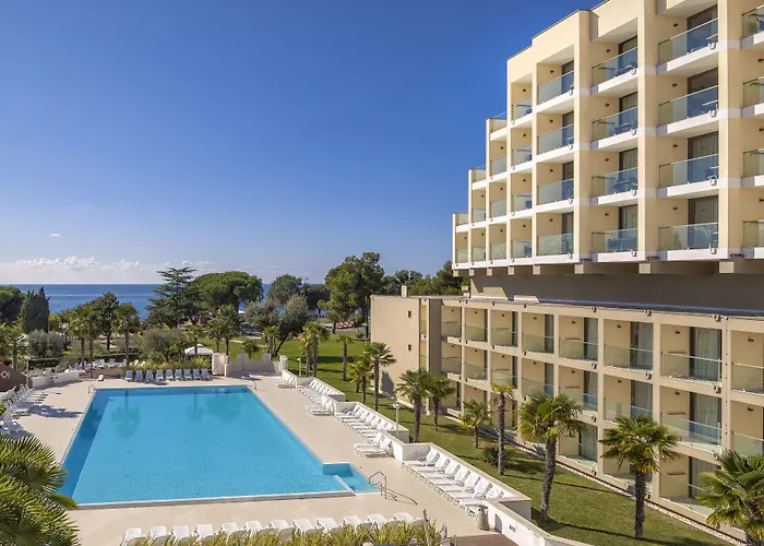 Materada Plava Laguna Otel