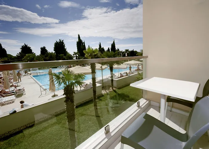 Materada Plava Laguna 3*