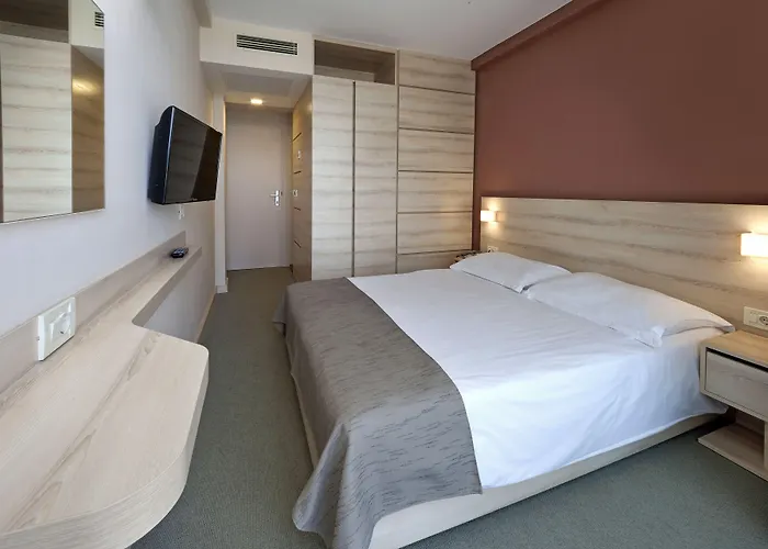 Materada Plava Laguna