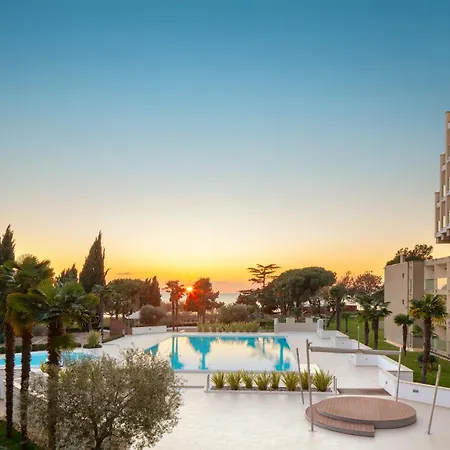 Materada Plava Laguna Otel