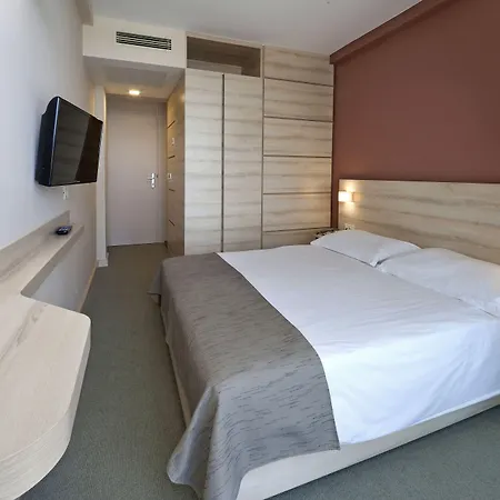 Materada Plava Laguna