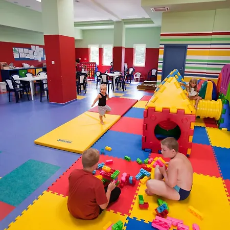 Materada Plava Laguna 3*