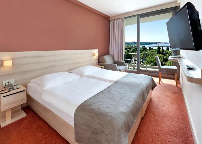 Materada Plava Laguna 3*