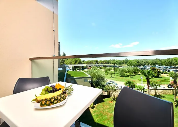 Готель Materada Plava Laguna