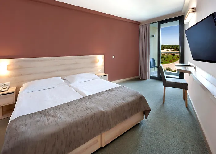 Готель Materada Plava Laguna 3*