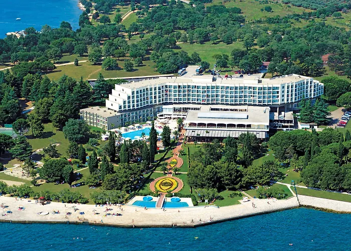 Отель Materada Plava Laguna Пореч