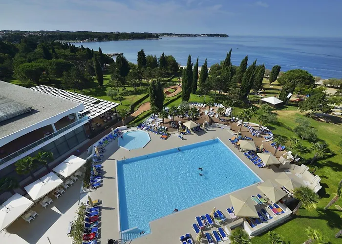 Готель Materada Plava Laguna 3*